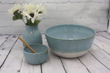 Load image into Gallery viewer, Speckled Serving Bowl - large
